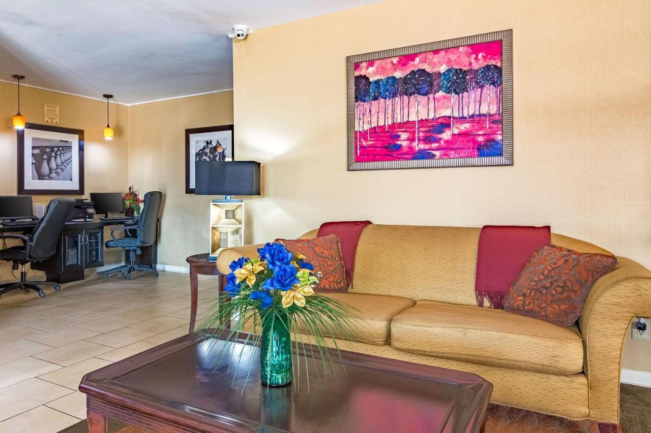 Quality Inn Columbus Near Fort Benning Exterior foto